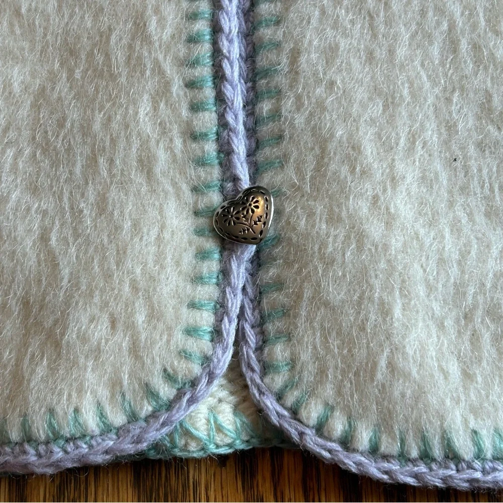 Susan Bristol Wool Cream Cardigan with Floral Accents and Silver Heart Buttons - Picture 9 of 14